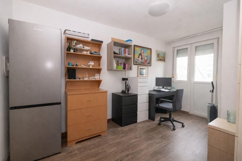 Stan na prodaju u Beogradu, Karaburma, dvosoban, 54m2, cena 160000 evra