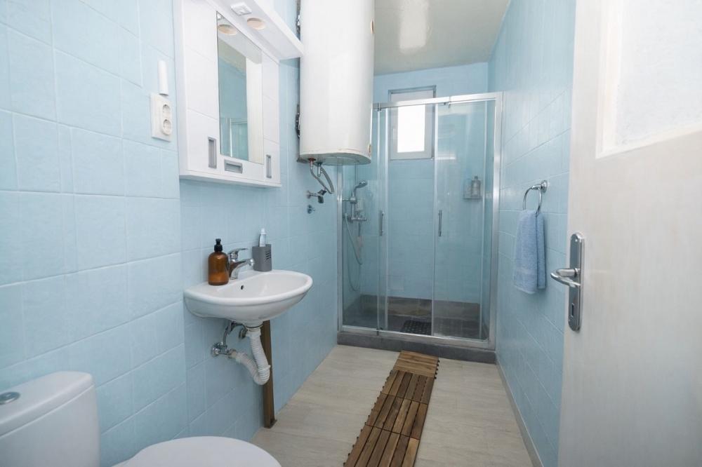 Stan na prodaju u Beogradu, Karaburma, dvosoban, 54m2, cena 160000 evra