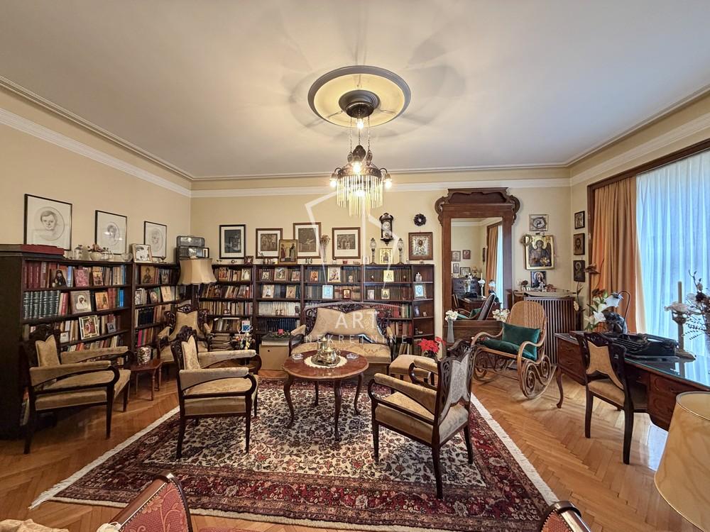 Stan na prodaju u Beogradu, Dedinje, 214m2, cena 1503000 evra