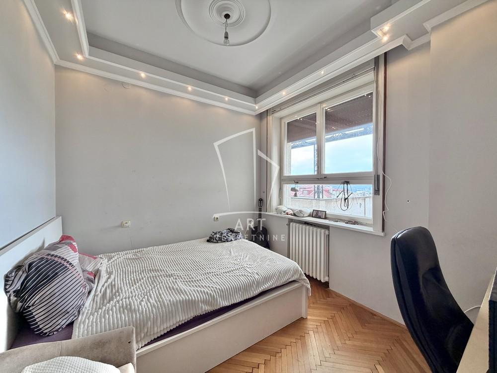 Stan na prodaju u Beogradu, Dedinje, 214m2, cena 1503000 evra