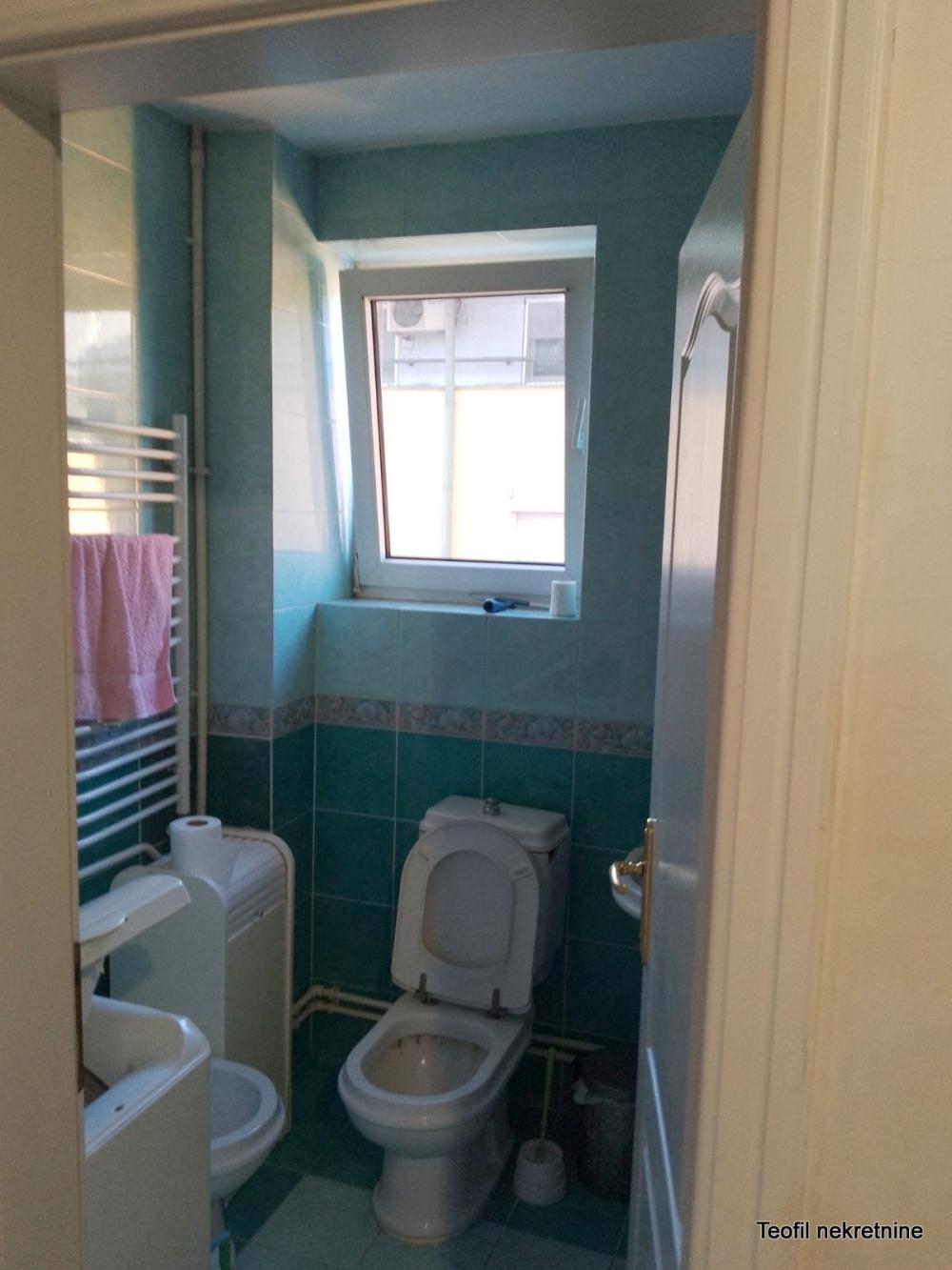 Stan na prodaju u Beogradu, Dedinje, trosoban, 89m2, cena 420000 evra