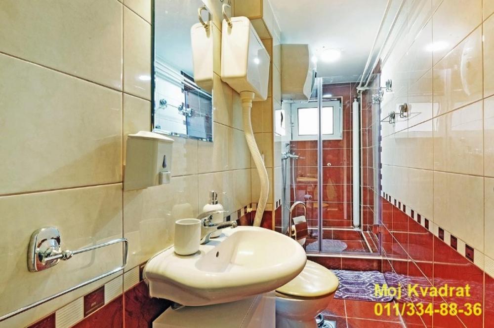 Stan na prodaju u Beogradu, Krunski venac, dvosoban, 50m2, cena 205000 evra