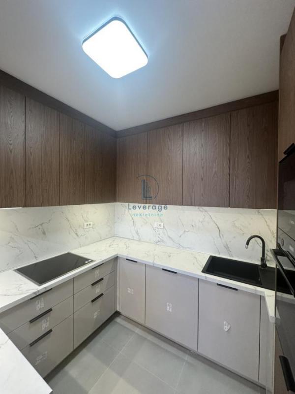 Stan na prodaju u Beogradu, Višnjička banja, dvosoban, 42m2, cena 182000 evra