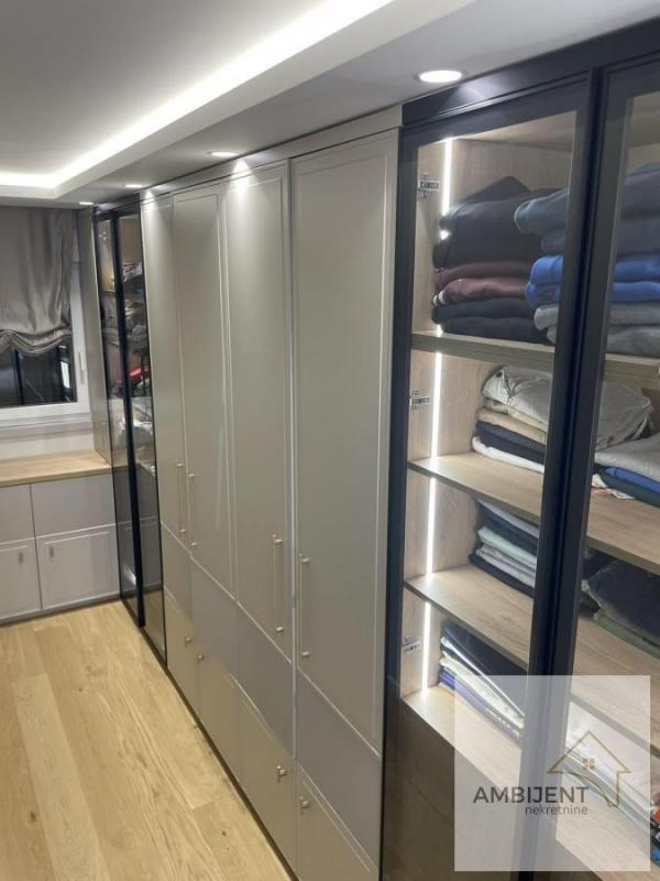 Stan na prodaju u Beogradu, Karaburma, dvoiposoban, 69m2, cena 250000 evra