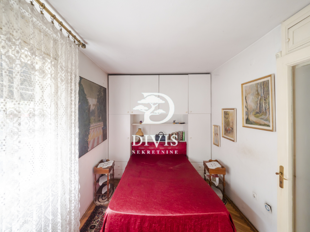 Stan na prodaju u Beogradu, Skadarlija, trosoban, cena 330000 evra