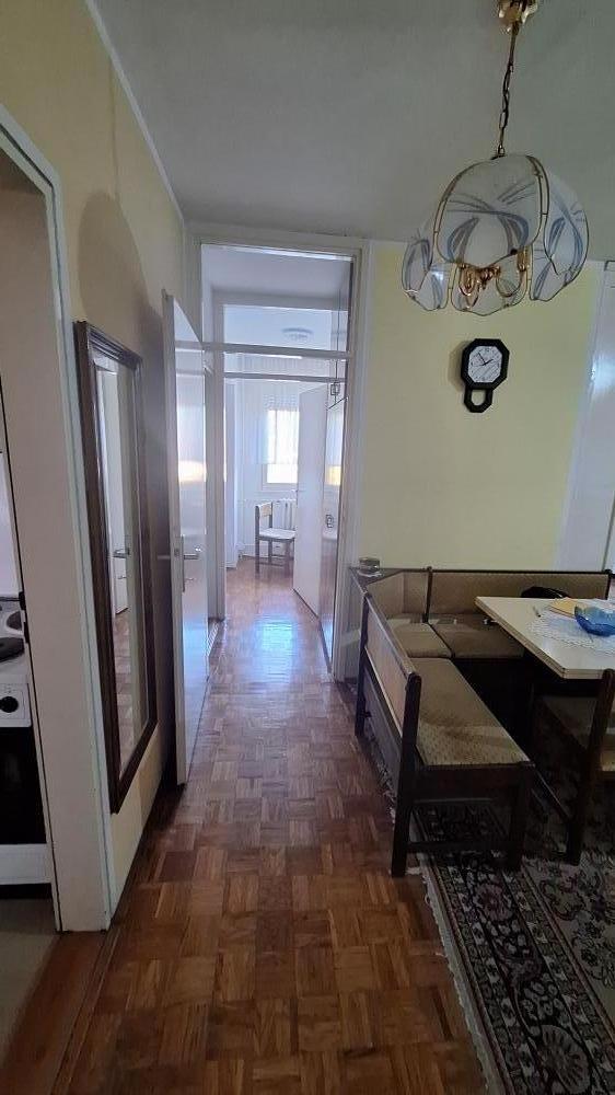 Stan na prodaju u Beogradu, Bežanijska kosa, cetvorosoban, 78m2, cena 210000 evra