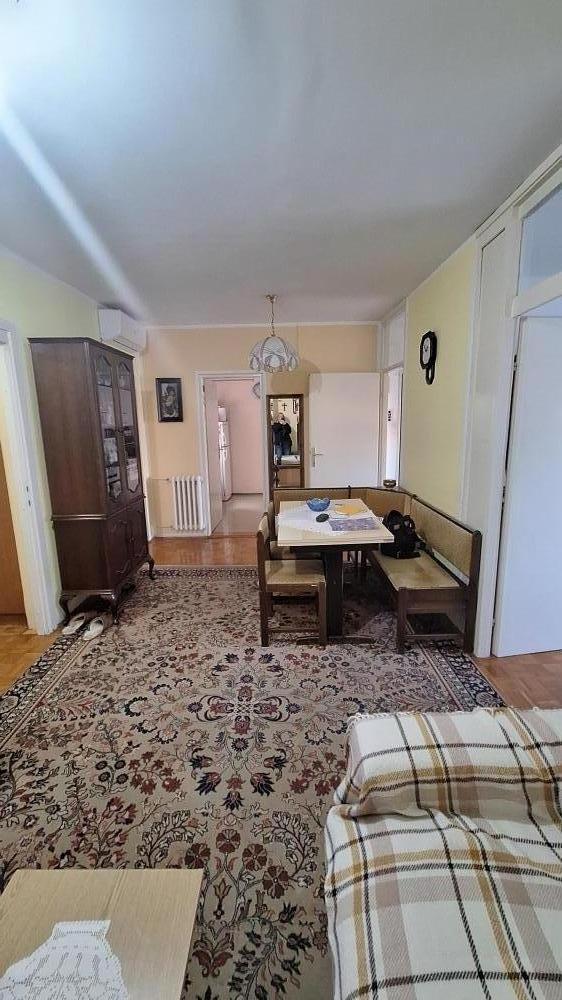 Stan na prodaju u Beogradu, Bežanijska kosa, cetvorosoban, 78m2, cena 210000 evra