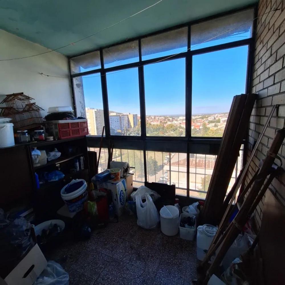 Stan na prodaju u Beogradu, Mirijevo, trosoban, 81m2, cena 190000 evra