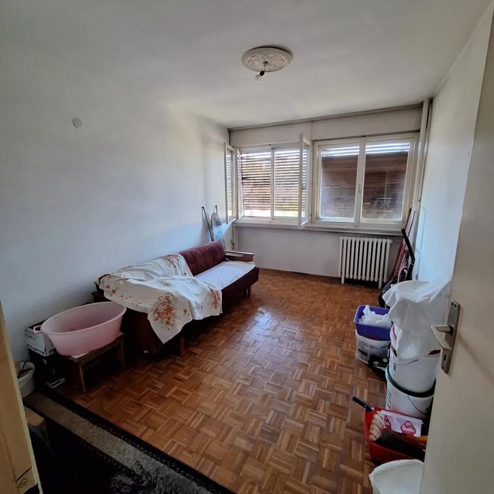 Stan na prodaju u Beogradu, Mirijevo, trosoban, 81m2, cena 190000 evra