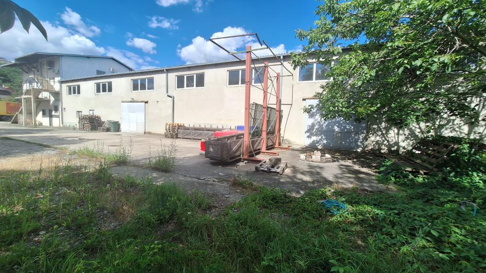 Stan na prodaju u Beogradu, Ledine,Surčin, 700m2, cena 900000 evra