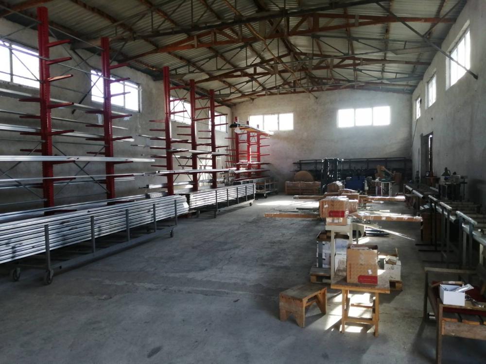 Stan na prodaju u Beogradu, Ledine, 700m2, cena 900000 evra