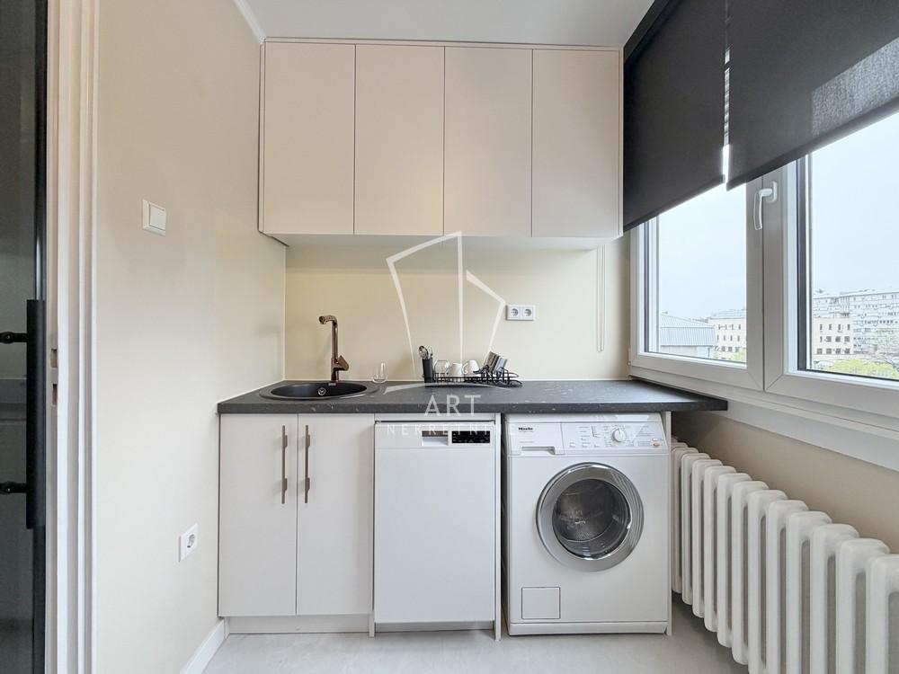 Stan na prodaju u Beogradu, Konjarnik, dvosoban, 47m2, cena 188000 evra