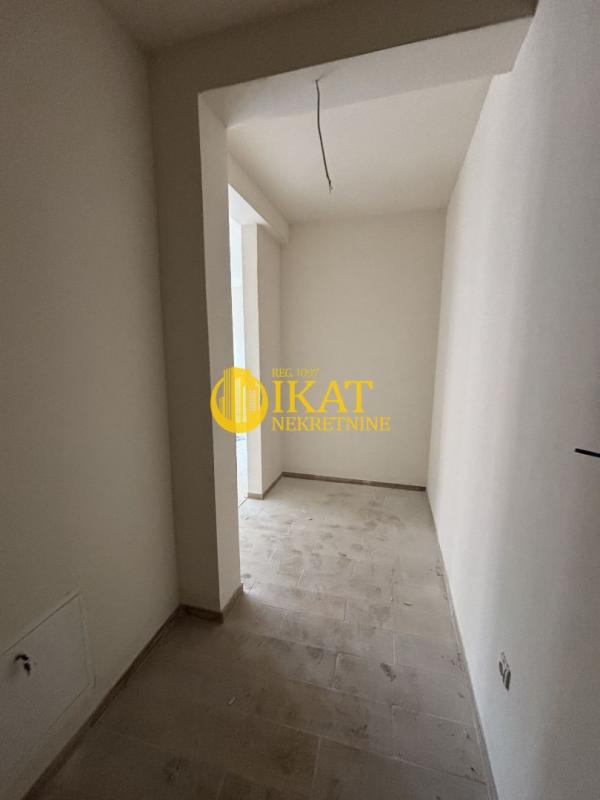 Stan na prodaju u Beogradu, Zemun, dvoiposoban, 62m2, cena 98800 evra