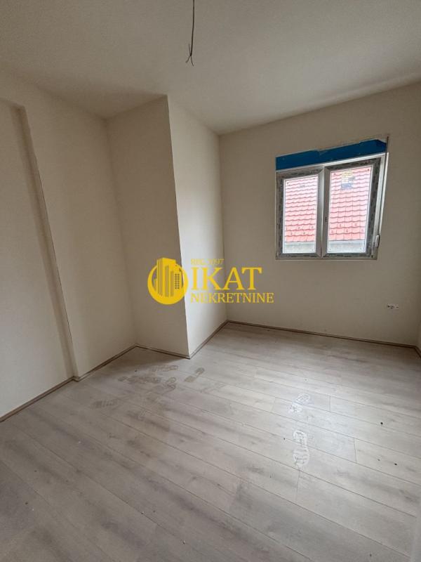 Stan na prodaju u Beogradu, Zemun, dvoiposoban, 62m2, cena 98800 evra