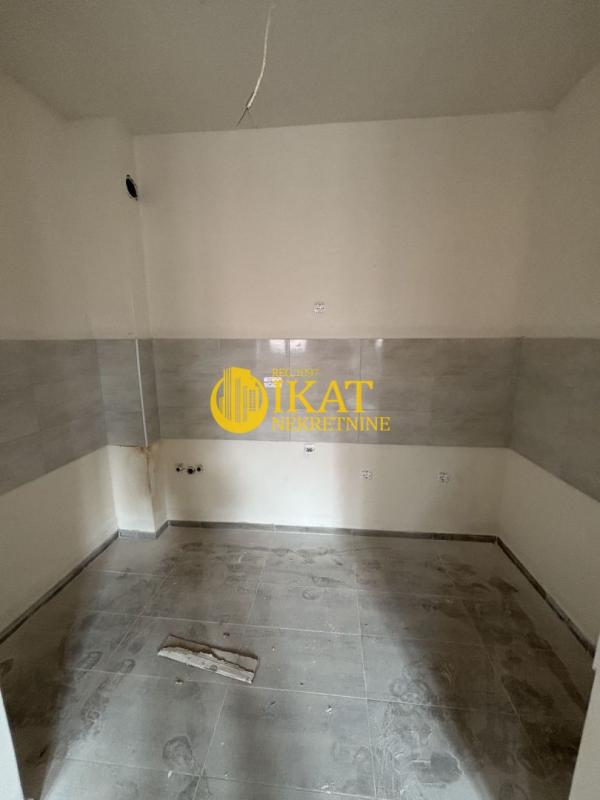 Stan na prodaju u Beogradu, Zemun, dvoiposoban, 62m2, cena 98800 evra