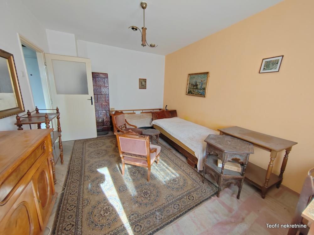 Stan na prodaju u Beogradu, Karaburma, jednosoban, 32m2, cena 83000 evra