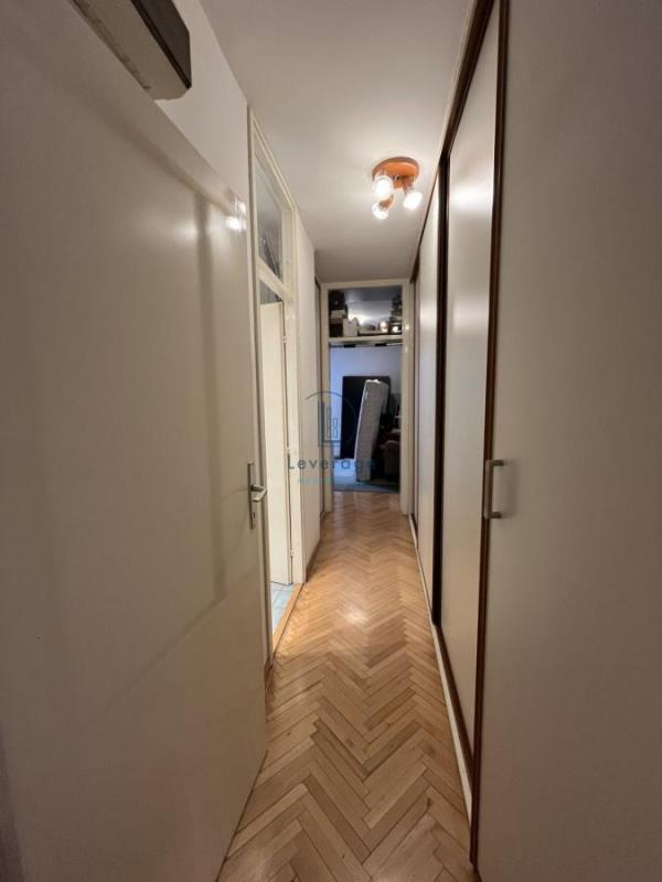 Stan na prodaju u Beogradu, Zemun Kej, dvoiposoban, 80m2, cena 279000 evra