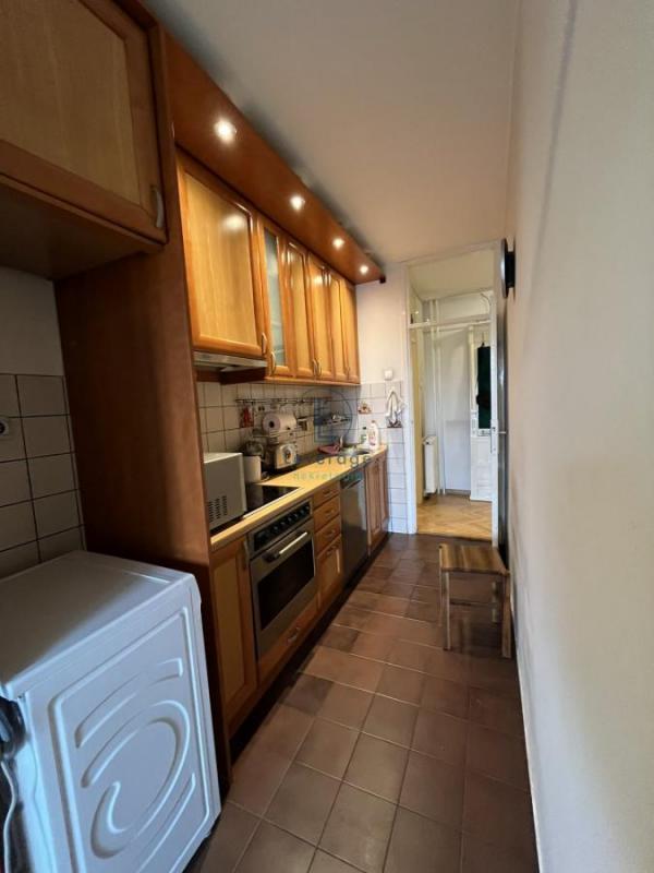 Stan na prodaju u Beogradu, Zemun Kej, dvoiposoban, 80m2, cena 279000 evra