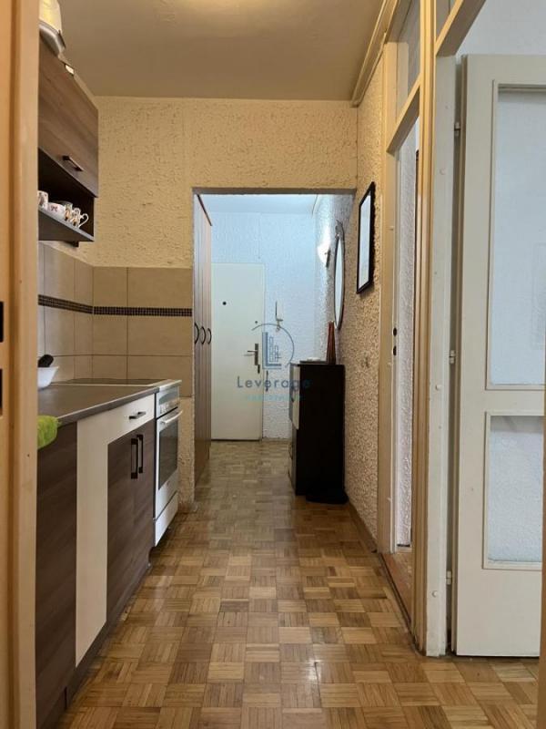 Stan na prodaju u Beogradu, Novi Beograd blok 61, jednoiposoban, 45m2, cena 154900 evra