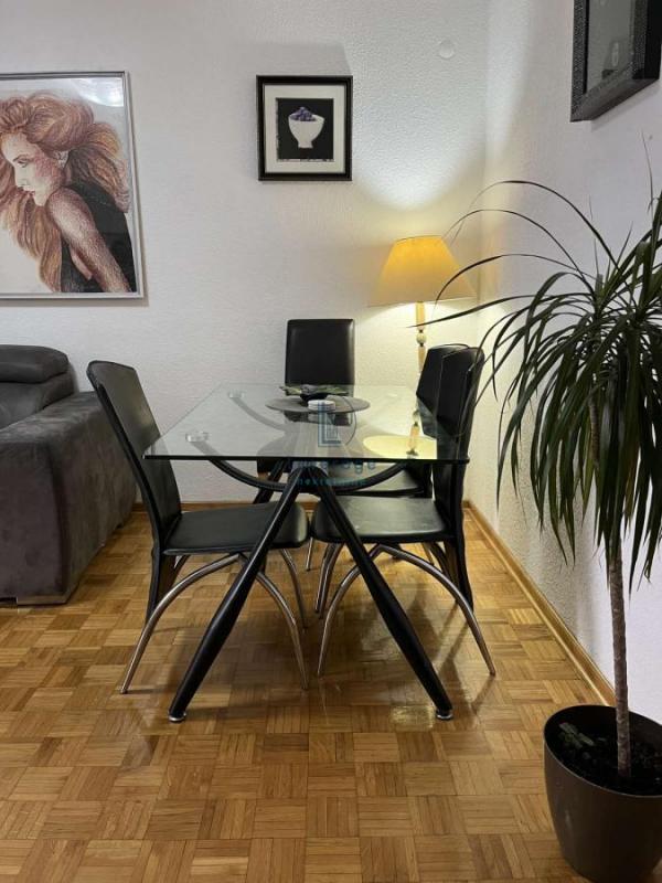 Stan na prodaju u Beogradu, Novi Beograd blok 61, jednoiposoban, 45m2, cena 154900 evra