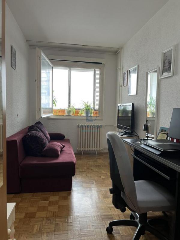 Stan na prodaju u Beogradu, Novi Beograd blok 61, jednoiposoban, 45m2, cena 154900 evra