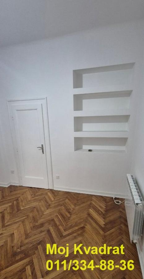 Stan na prodaju u Beogradu, Lion, trosoban, 71m2, cena 280000 evra