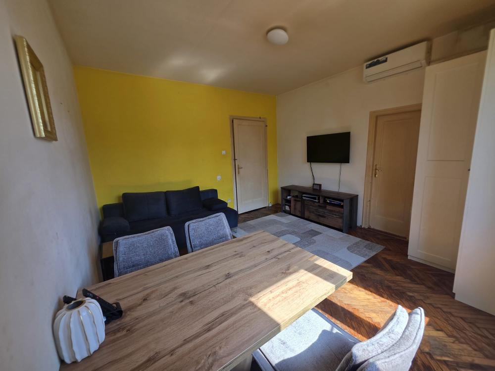 Stan na prodaju u Beogradu, Savski venac, jednoiposoban, 35m2, cena 135000 evra