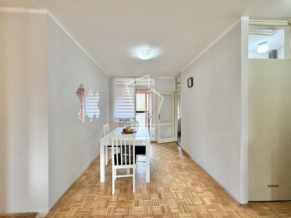 Stan na prodaju u Beogradu, Mirijevo, dvoiposoban, 71m2, cena 205000 evra