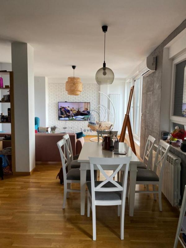 Stan na prodaju u Beogradu, Višnjička banja, cetvorosoban, 106m2, cena 279900 evra