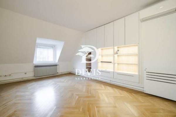 Stan na prodaju u Beogradu, Stari grad, trosoban, 83m2, cena 340000 evra