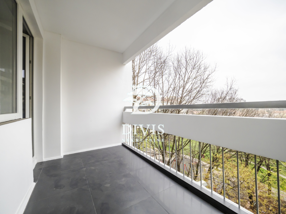 Stan na prodaju u Beogradu, Meandri, dvosoban, 68m2, cena 200000 evra