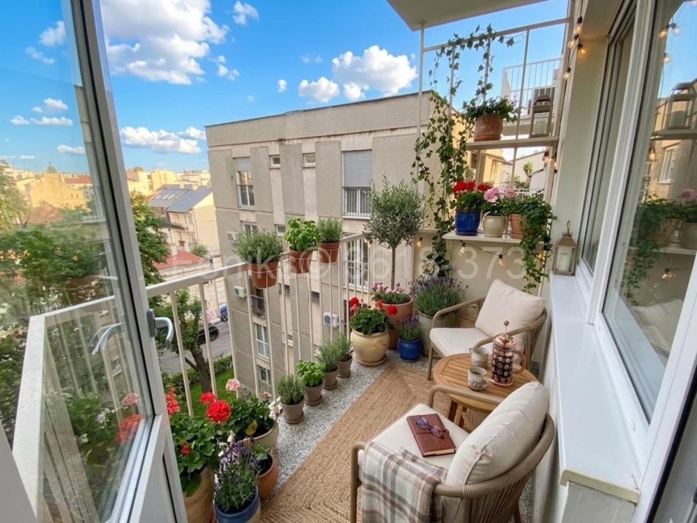 Stan na prodaju u Beogradu, Crveni Krst, troiposoban, 90m2, cena 349000 evra