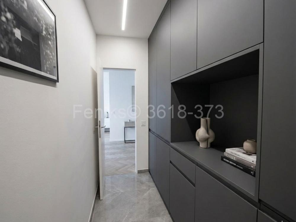 Stan na prodaju u Beogradu, Crveni Krst, troiposoban, 90m2, cena 349000 evra