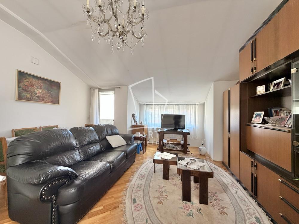 Stan na prodaju u Beogradu, Pašino brdo, dvosoban, 48m2, cena 177000 evra