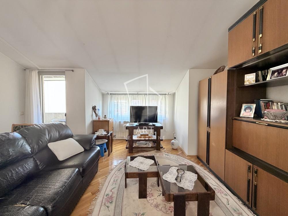 Stan na prodaju u Beogradu, Pašino brdo, dvosoban, 48m2, cena 177000 evra