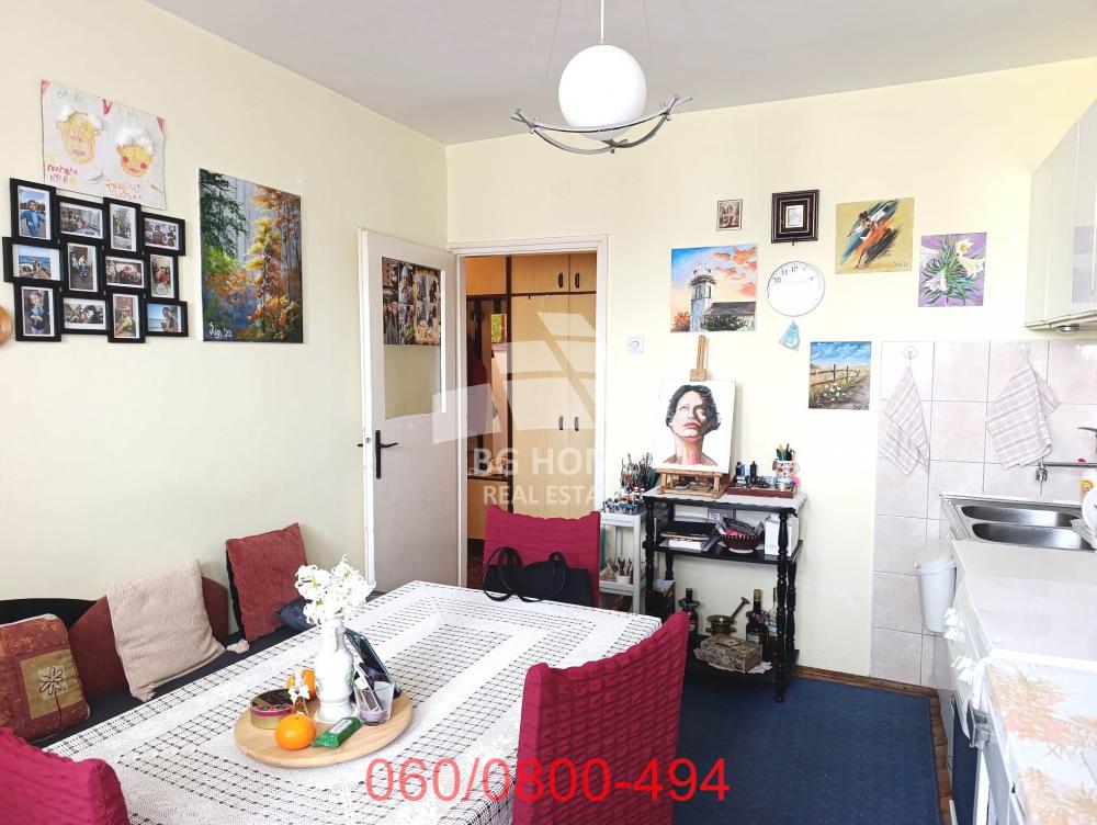 Stan na prodaju u Beogradu, Karaburma, dvosoban, 64m2, cena 160000 evra