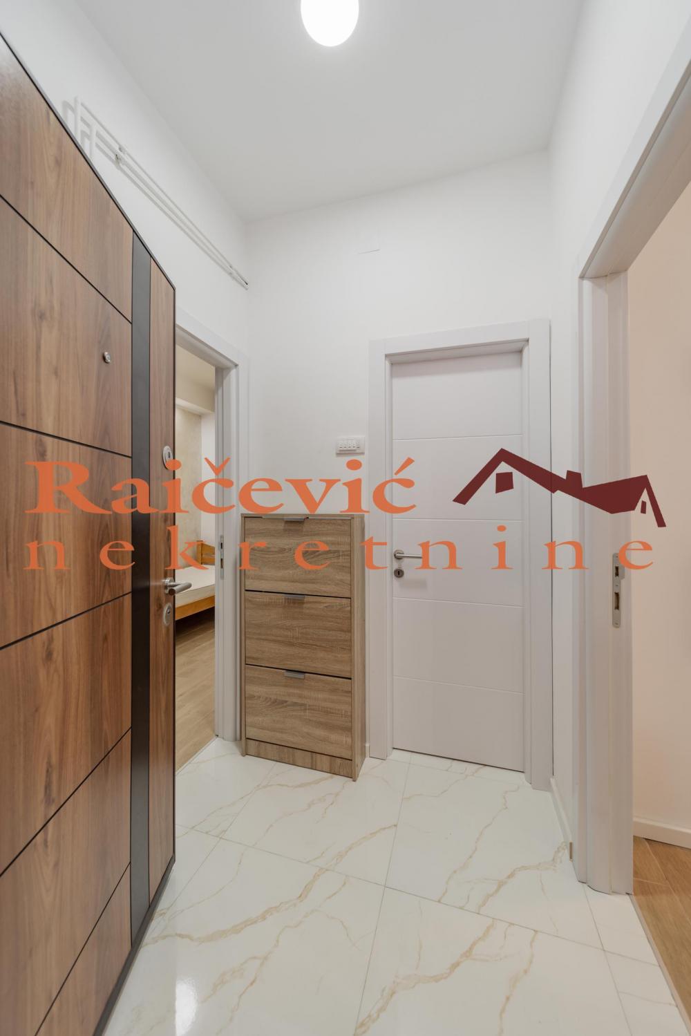 Stan na prodaju u Beogradu, Dorćol, jednoiposoban, 31m2, cena 173000 evra