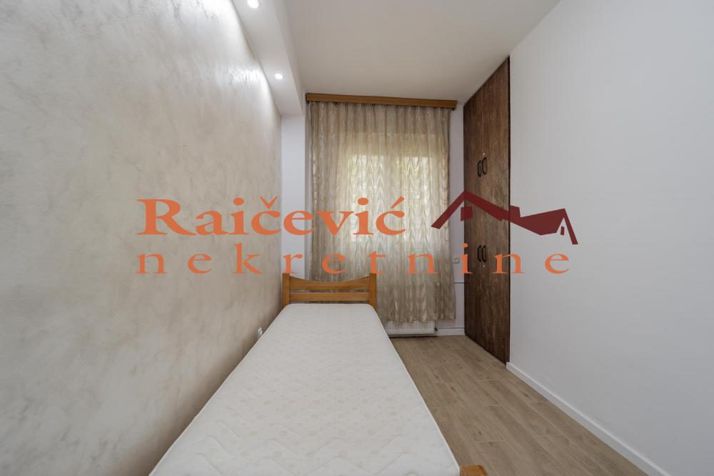 Stan na prodaju u Beogradu, Dorćol, jednoiposoban, 31m2, cena 173000 evra