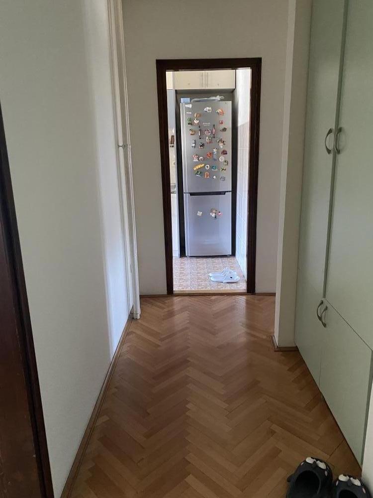 Stan na prodaju u Beogradu, Braće Jerković, dvosoban, 51m2, cena 153000 evra