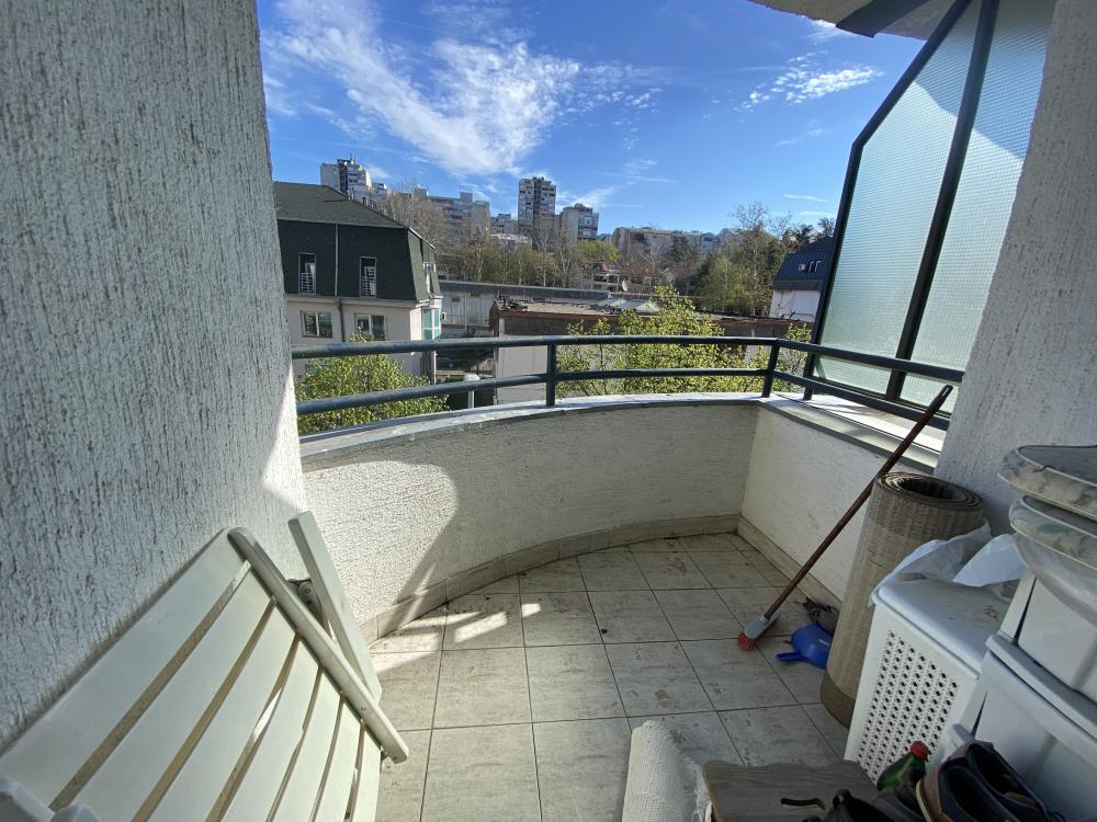 Stan na prodaju u Beogradu, Braće Jerković, dvosoban, 51m2, cena 153000 evra