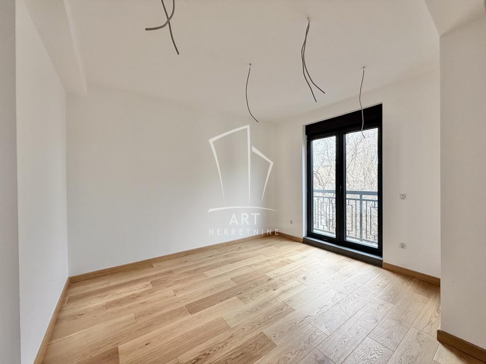 Stan na prodaju u Beogradu, Pašino brdo, troiposoban, 88m2, cena 315000 evra