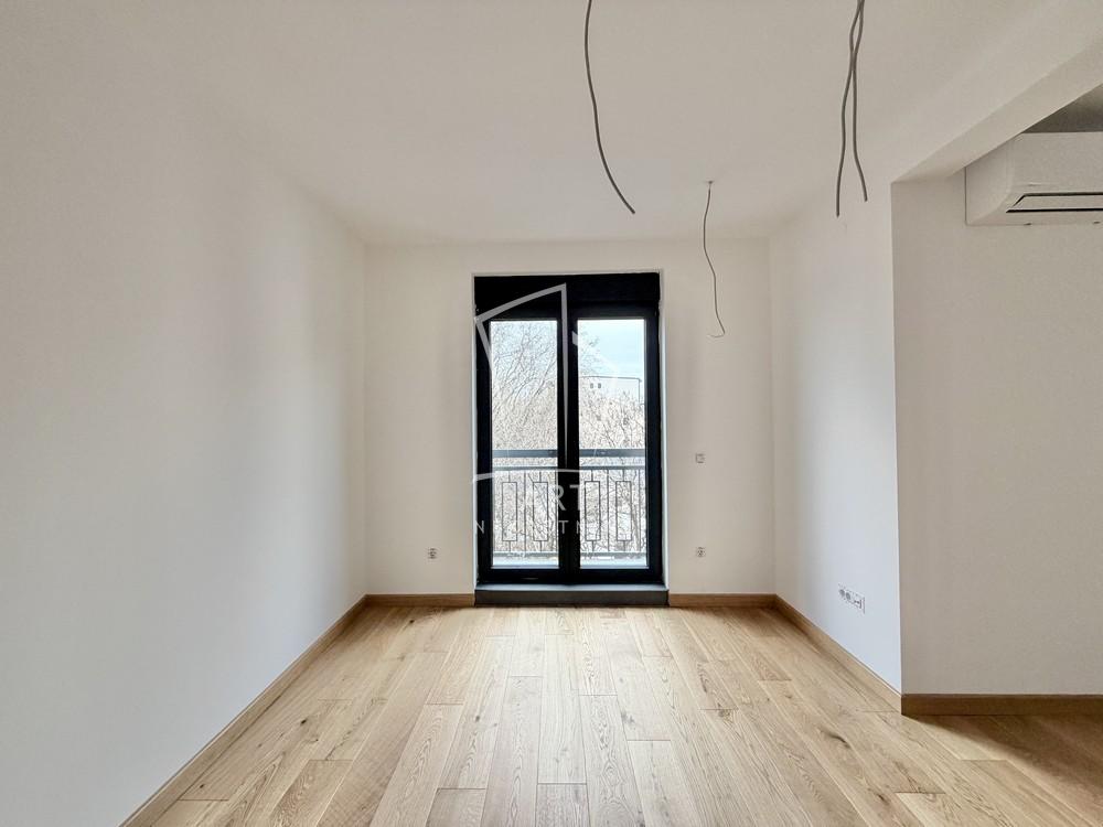 Stan na prodaju u Beogradu, Pašino brdo, troiposoban, 88m2, cena 315000 evra