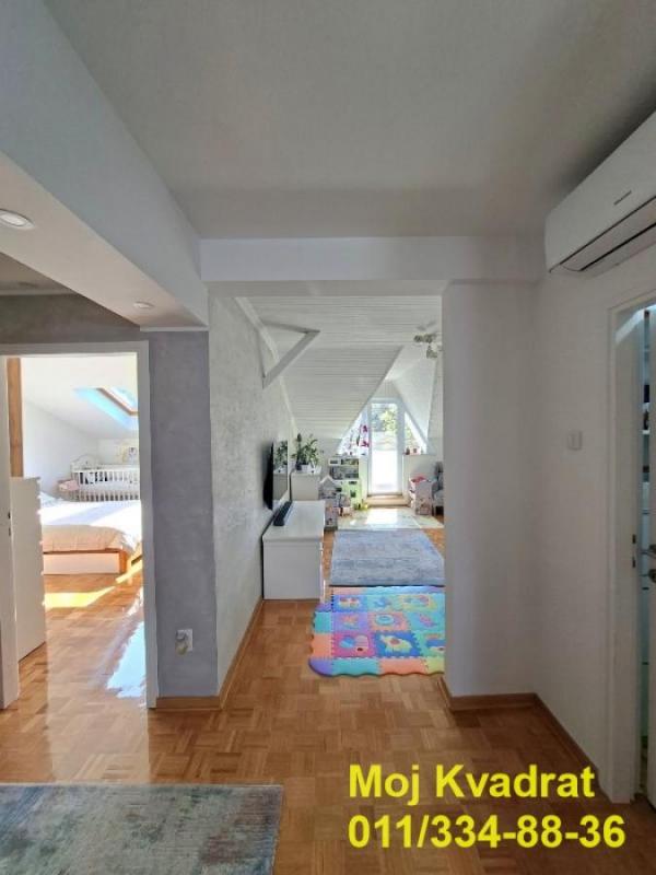 Stan na prodaju u Beogradu, Dedinje, dvosoban, 61m2, cena 179000 evra