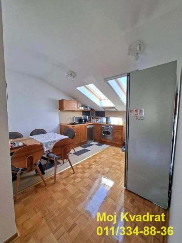 Stan na prodaju u Beogradu, Dedinje, dvosoban, 61m2, cena 179000 evra