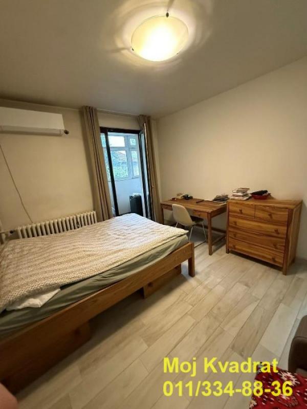 Stan na prodaju u Beogradu, Autokomanda, trosoban, 78m2, cena 328000 evra