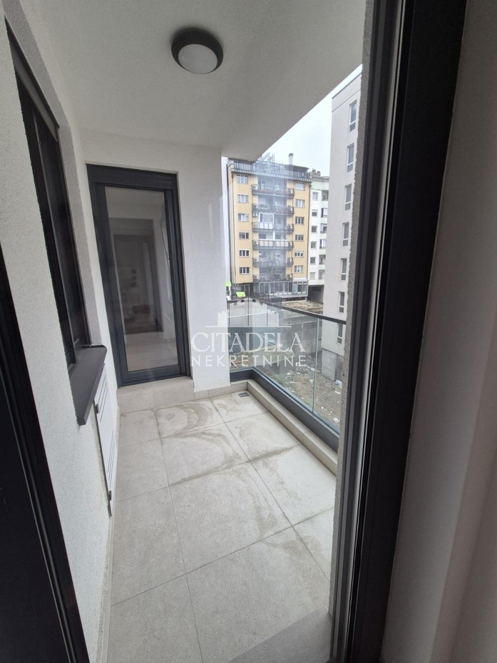 Stan na prodaju u Beogradu, Vojvode Stepe, trosoban, 70m2, cena 270000 evra