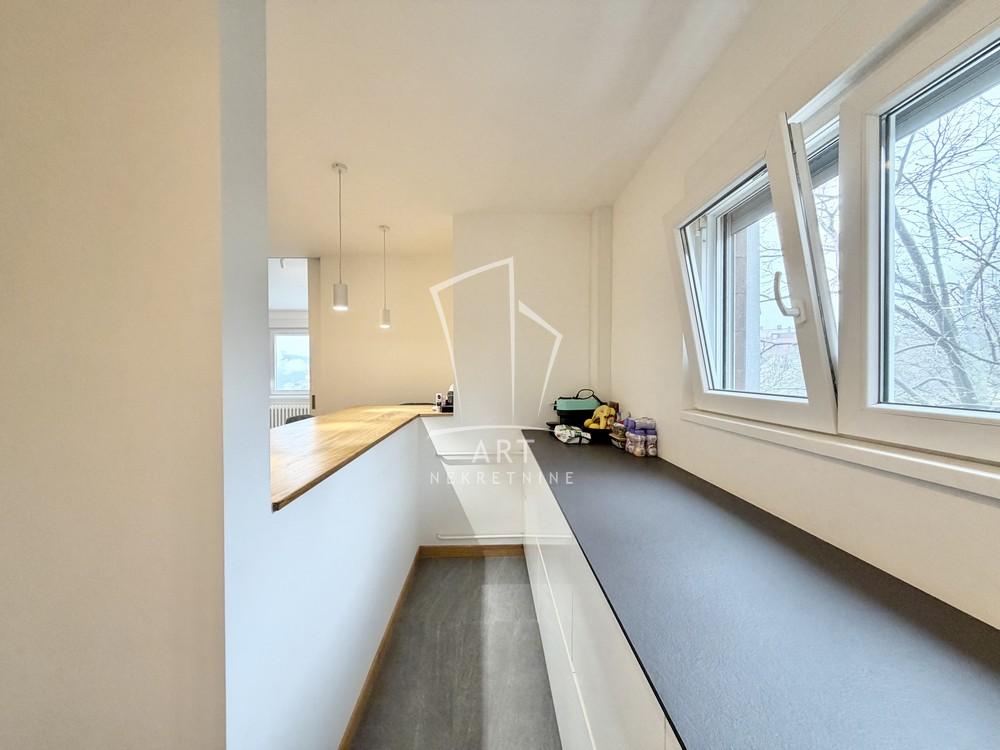 Stan na prodaju u Beogradu, Miljakovac, cetvorosoban, 86m2, cena 245000 evra