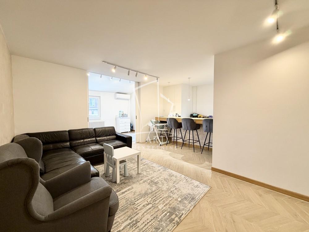 Stan na prodaju u Beogradu, Miljakovac, cetvorosoban, 86m2, cena 245000 evra