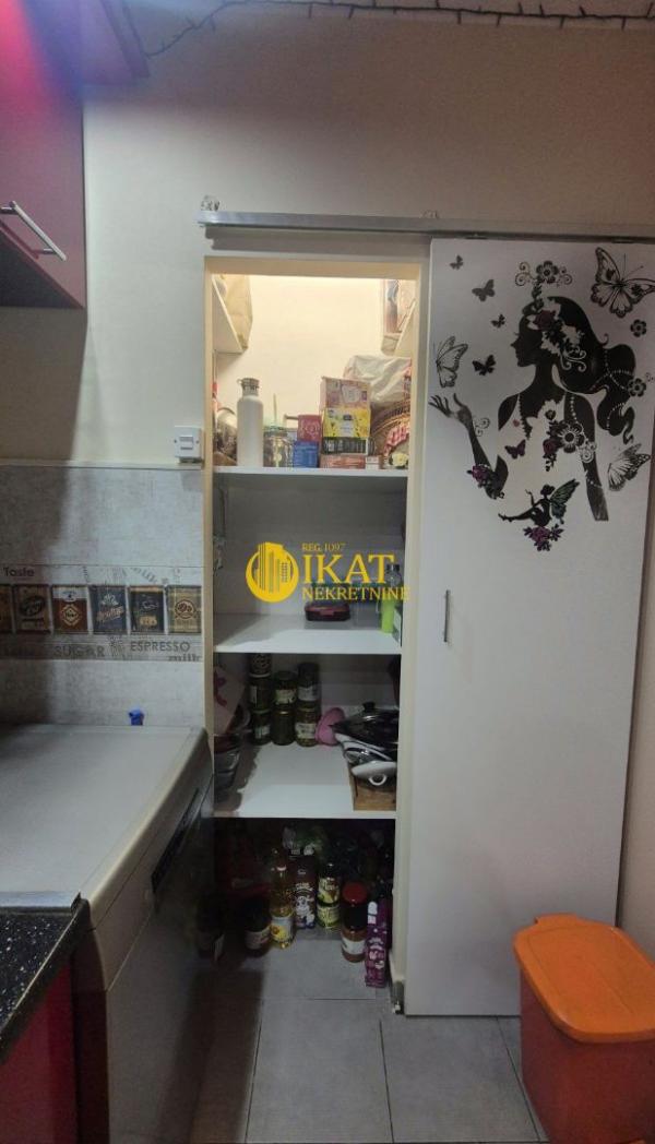 Stan na prodaju u Beogradu, Zvezdara, dvosoban, 63m2, cena 220000 evra