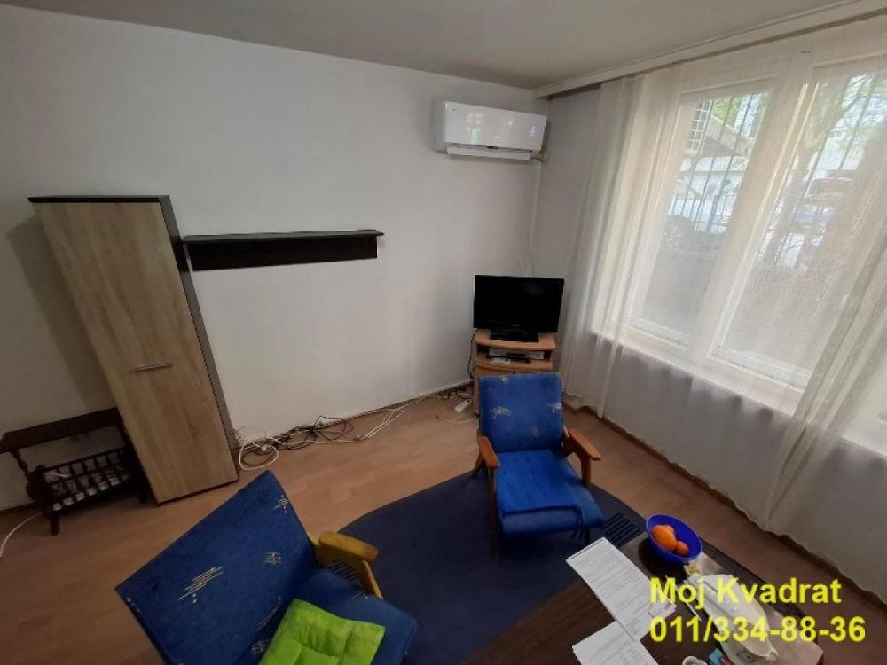 Stan na prodaju u Beogradu, Vukov spomenik, trosoban, 55m2, cena 179000 evra